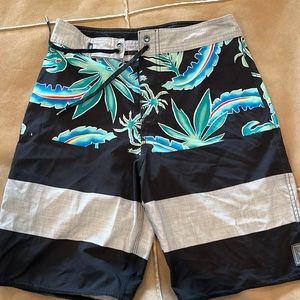 Vans swim shorts. Boys 16/mens 28.